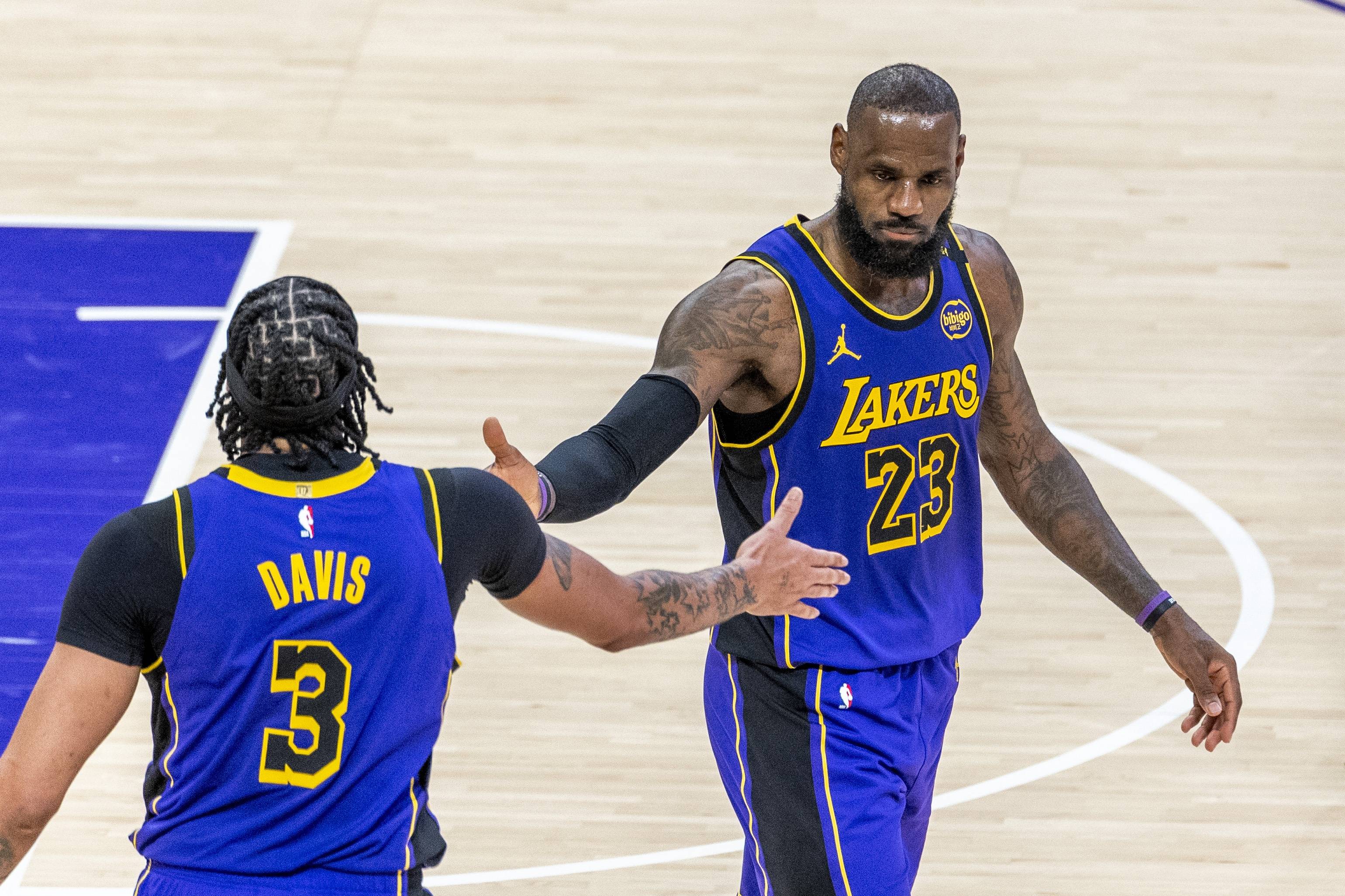 关于湖人不断突破！，Ming连续三场比赛得分超过晋级下一阶段全场沸腾不已的信息