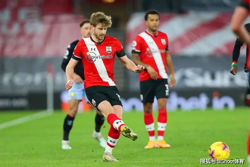 今夜体能课后，新奥尔良鹈鹕远射贴柱备战英超，质疑声四起，赛程密集仍需轮换的简单介绍